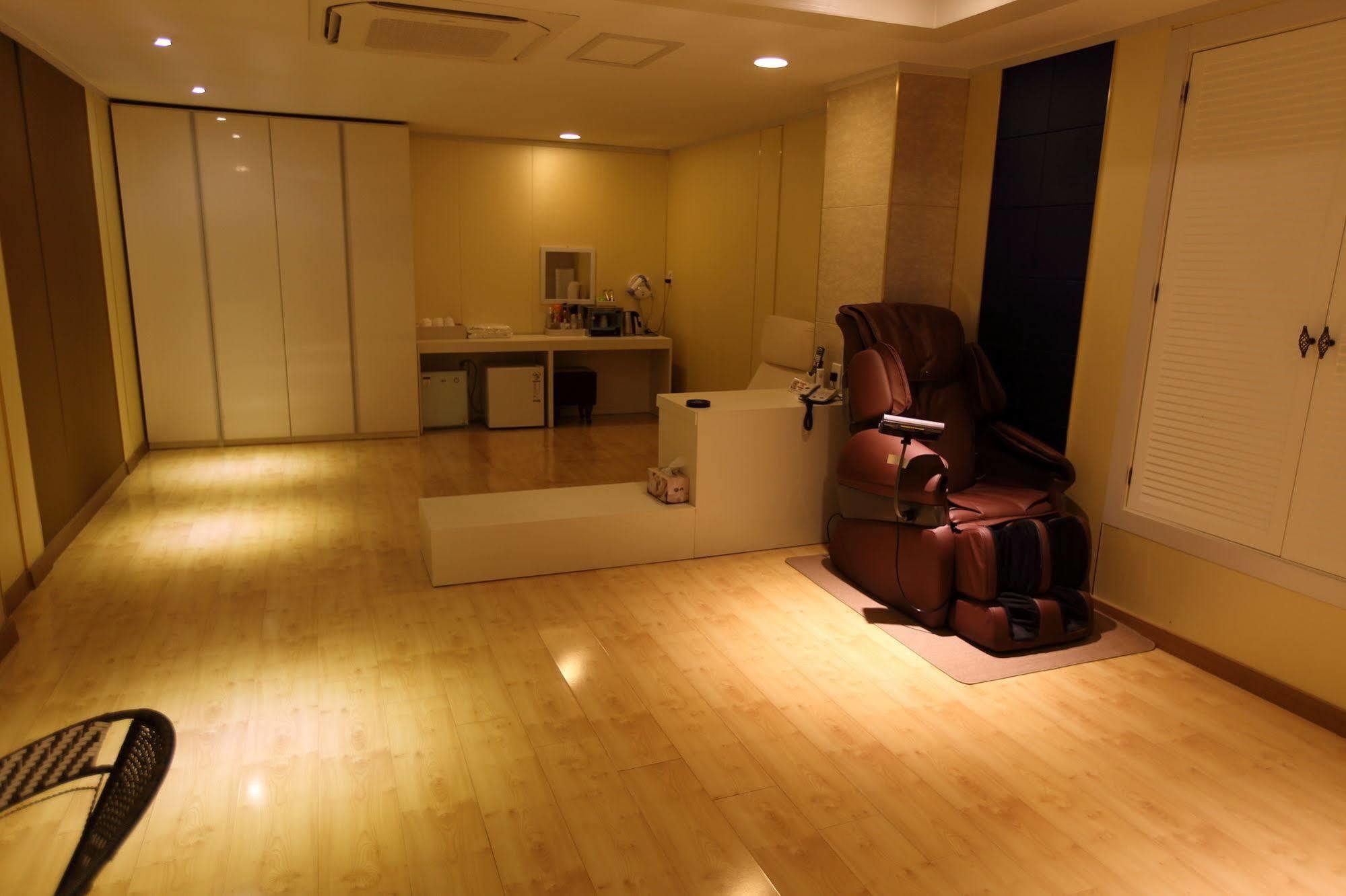 River Hotel 南原市 外观 照片