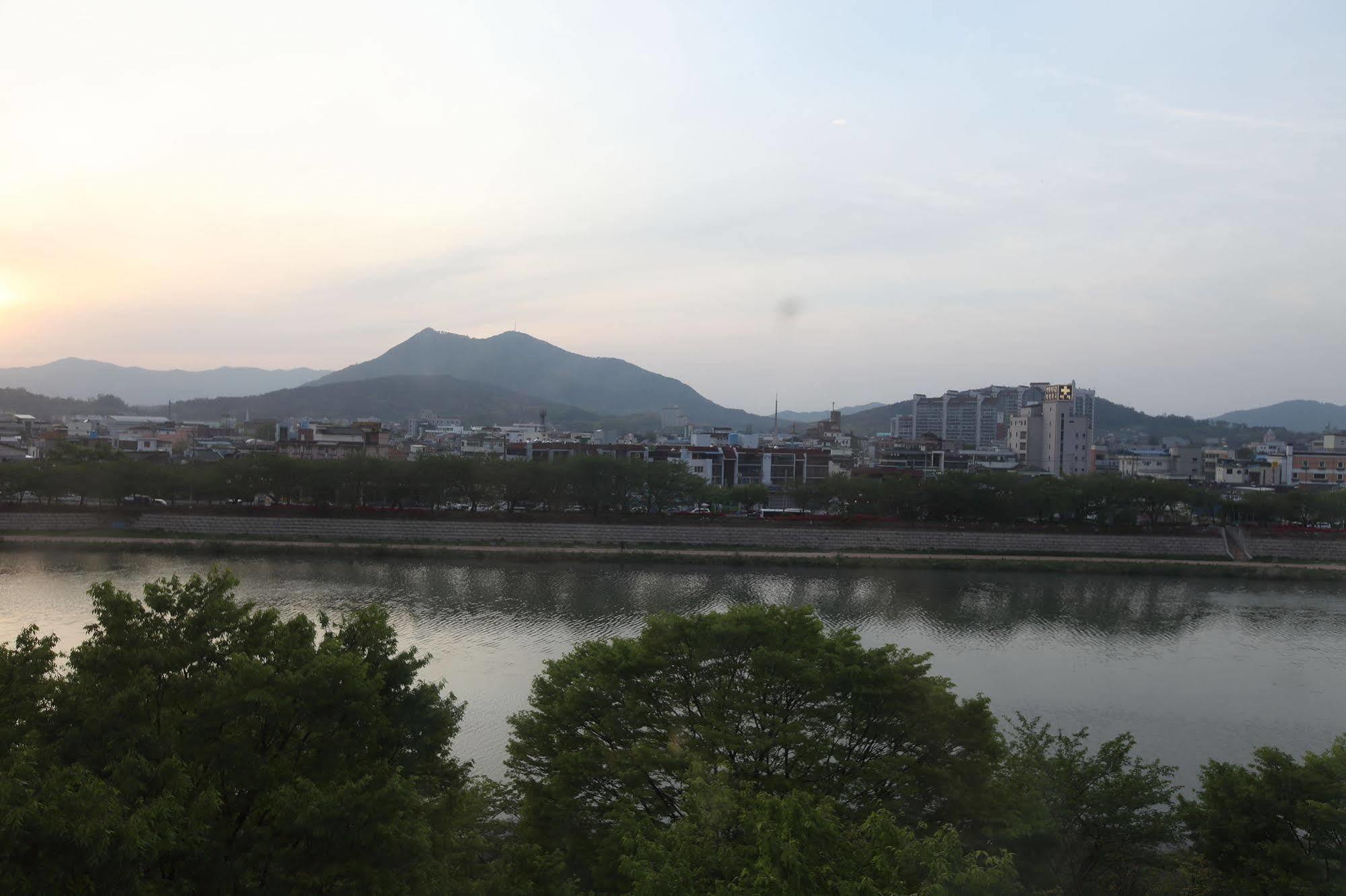 River Hotel 南原市 外观 照片