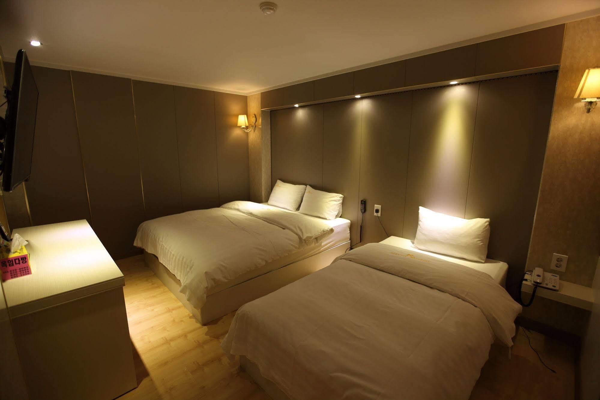River Hotel 南原市 外观 照片