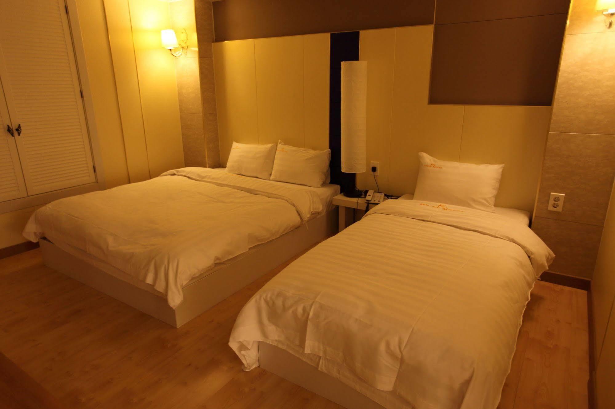River Hotel 南原市 外观 照片